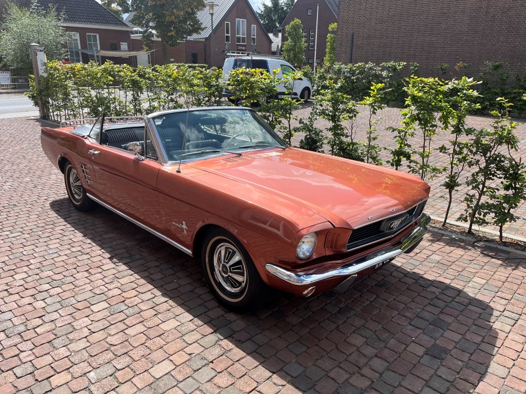 Mustang Convertible T-Code